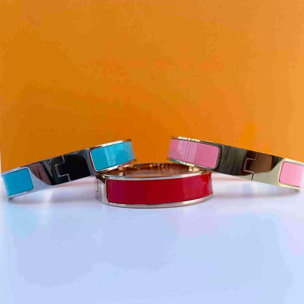 fashion bracelet designer titanium steel bangles for men and women gold silver rose jewelry original boxes, Black
fashion bracelet designer titanium steel bangles for men and women gold silver rose jewelry original boxes, Black