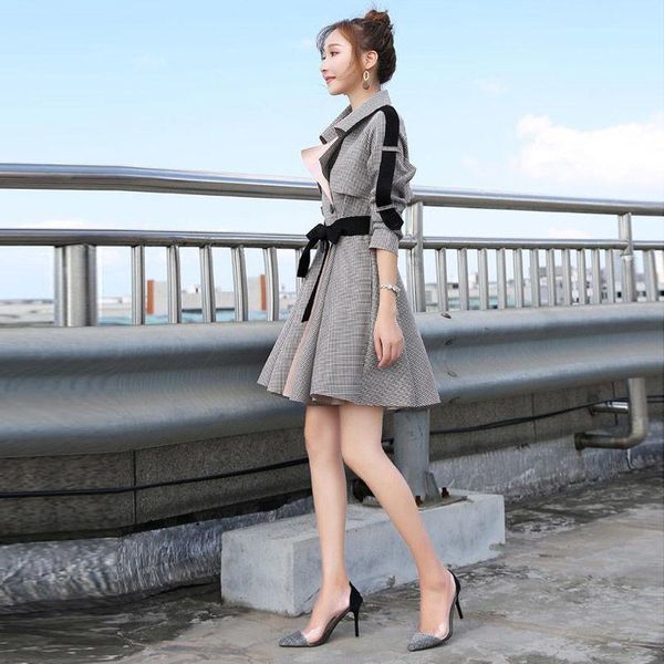 women's trench coats korean version mid-length women coat fashion spring autumn clothing windbreaker ladies outerwear houndstooth, Tan;black
women's trench coats korean version mid-length women coat fashion spring autumn clothing windbreaker ladies outerwear houndstooth, Tan;black
