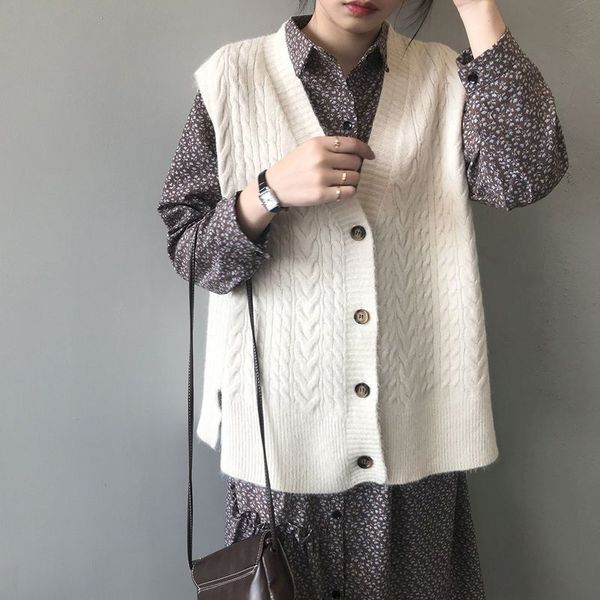 sweater vest 2021 autumn women sleeveless jumper preppy style twist loose waistcoat v ne button up single breasted knitwear no, Black
sweater vest 2021 autumn women sleeveless jumper preppy style twist loose waistcoat v ne button up single breasted knitwear no, Black