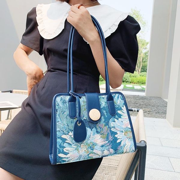 evening bags women's bag animal printing canvas 2021 tote fashion embroidery shoulder large-capacity handbags ethnic underarm
evening bags women's bag animal printing canvas 2021 tote fashion embroidery shoulder large-capacity handbags ethnic underarm