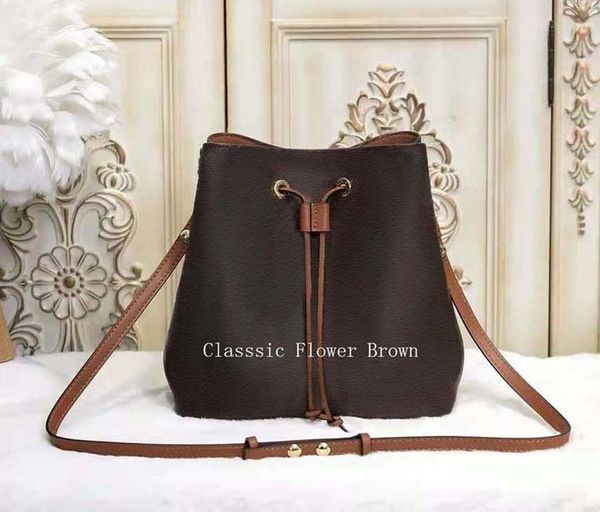 2021 women handbag luxury designer handbags classic bag flower brown original serial number wallet large shopping bags shoulder drawstring 0
2021 women handbag luxury designer handbags classic bag flower brown original serial number wallet large shopping bags shoulder drawstring 0