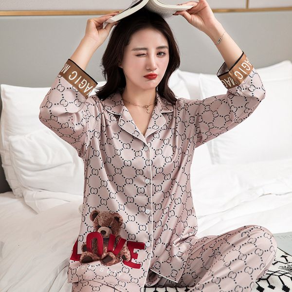 spring and summer silk fashion korean cartoon cub household clothes imitation pajamas long sleeve women's two piece suit, Black;red
spring and summer silk fashion korean cartoon cub household clothes imitation pajamas long sleeve women's two piece suit, Black;red