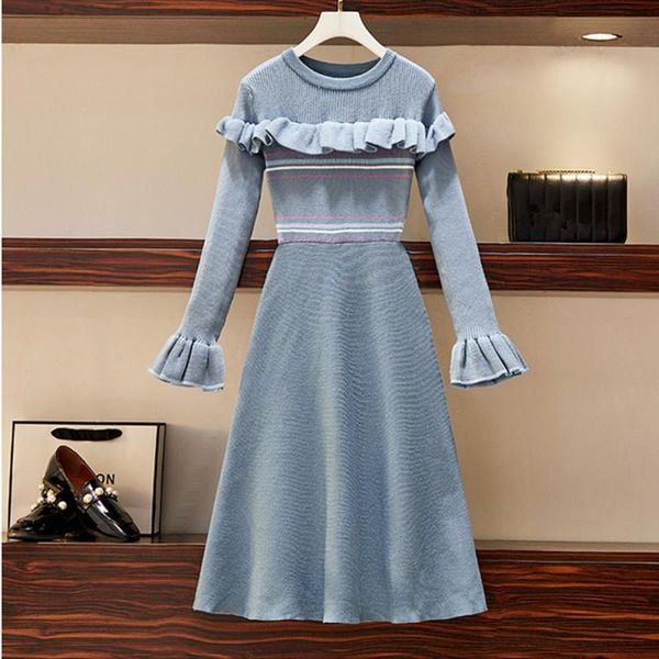 knitted sweater dress women flare sleeve o neck 2021 autumn plaid sweet ruffle elegant slim long casual dresses, Black;gray
knitted sweater dress women flare sleeve o neck 2021 autumn plaid sweet ruffle elegant slim long casual dresses, Black;gray