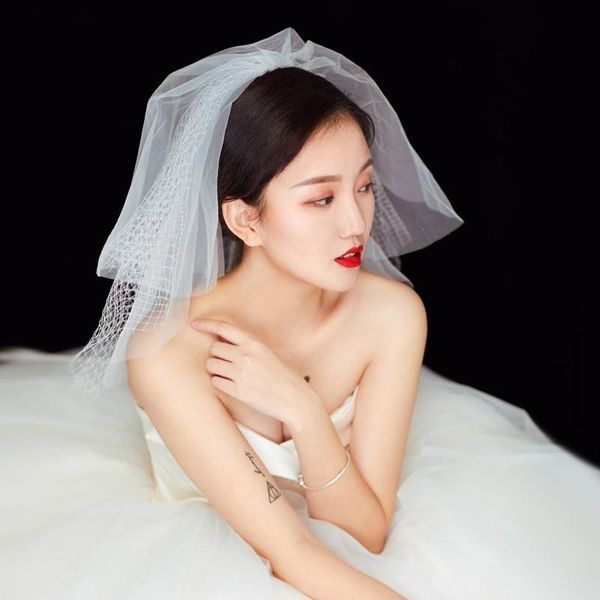 bridal veils multi-layer short veil wedding accessories handmade shoulder length with comb attached women costume headdress, Black
bridal veils multi-layer short veil wedding accessories handmade shoulder length with comb attached women costume headdress, Black
