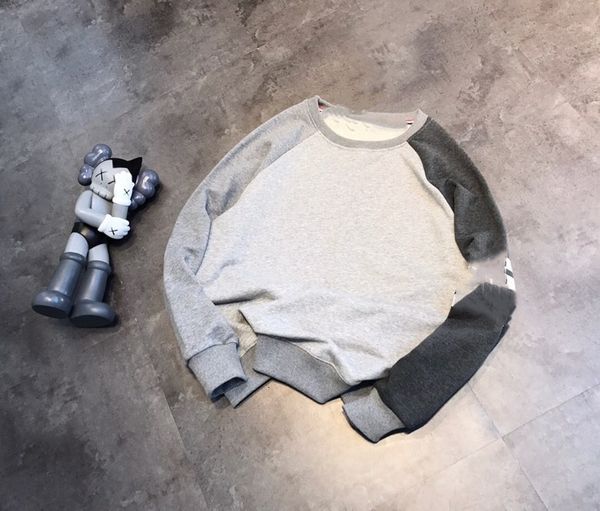 hoodies 21s autumn and winter couple's t + four bar yarn dyed contrast 100 fashion round neck simple long sleeve sweater, Black
hoodies 21s autumn and winter couple's t + four bar yarn dyed contrast 100 fashion round neck simple long sleeve sweater, Black