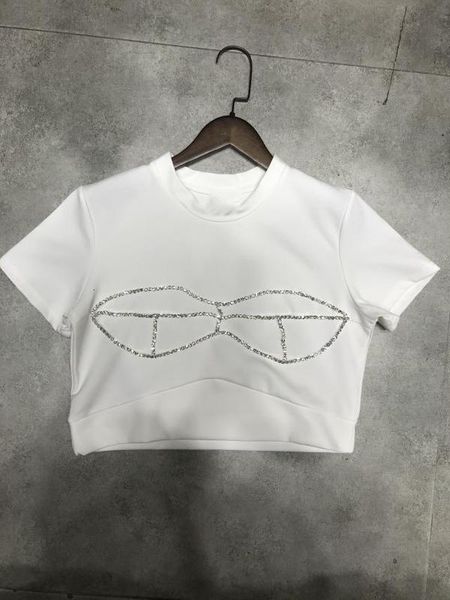 style same net red 2021 spring and summer new round neck inlaid with diamond pattern sleeve watch out machine short open navel, White
style same net red 2021 spring and summer new round neck inlaid with diamond pattern sleeve watch out machine short open navel, White