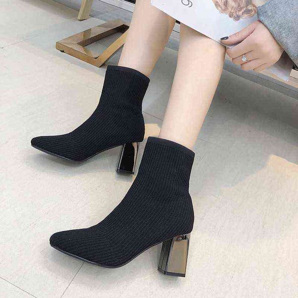 2021 new stretch fabric knitting winter shoes woman ankle boots block high heels botas zapatos mujer booties ladies boots y1105, Black
2021 new stretch fabric knitting winter shoes woman ankle boots block high heels botas zapatos mujer booties ladies boots y1105, Black