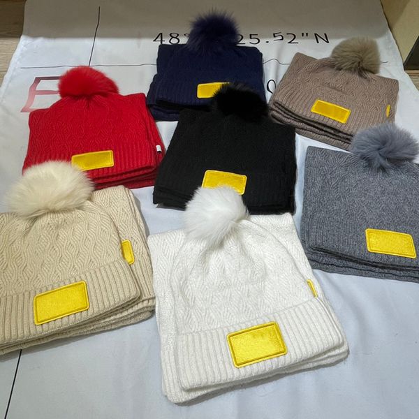 fashion designer scarf men's and women's winter skiing warm scarf hat set perfect copy of high-end brand, Blue;gray
fashion designer scarf men's and women's winter skiing warm scarf hat set perfect copy of high-end brand, Blue;gray