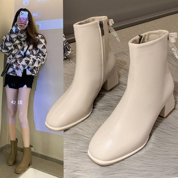 boots shoes med heel butterfly-knot plastic pu fabric basic hoof, Black
boots shoes med heel butterfly-knot plastic pu fabric basic hoof, Black