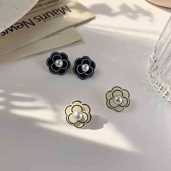 stud earrings black white pearl 925 silver needle flower women korean style ear studs camellia, Golden
stud earrings black white pearl 925 silver needle flower women korean style ear studs camellia, Golden
