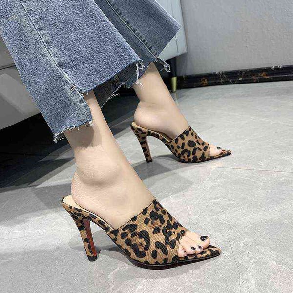 2022 summer new slippers women wear large women's shoes 41-43 ultra-high heels and thin heel flip flops, Black
2022 summer new slippers women wear large women's shoes 41-43 ultra-high heels and thin heel flip flops, Black
