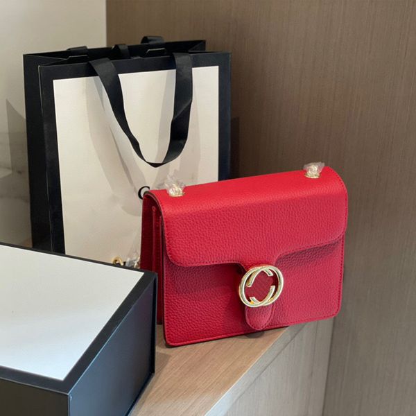 70% factory store autumn and winter litchi grain cowhide organ messenger chain belt single shoulder small square bag
70% factory store autumn and winter litchi grain cowhide organ messenger chain belt single shoulder small square bag