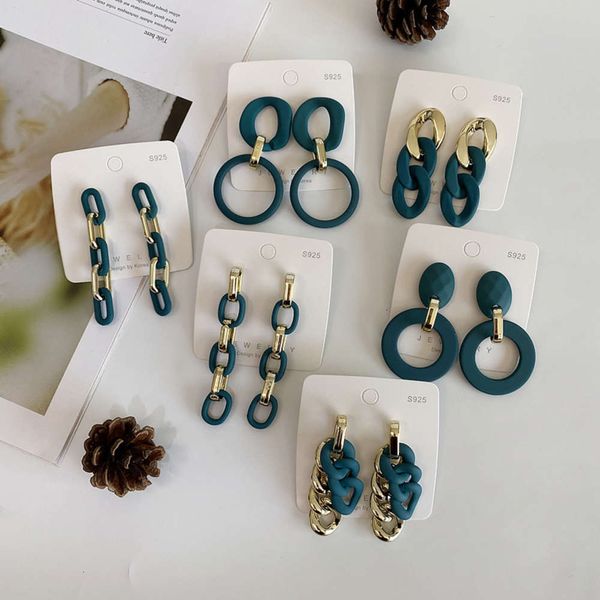 silver needle hong kong style peacock green lake blue temperament exaggerated chain earrings, Black
silver needle hong kong style peacock green lake blue temperament exaggerated chain earrings, Black