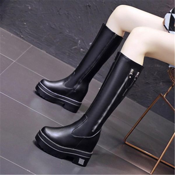 boots 2021 winter warm women chunky platform long side zipper pu leather knee high woman height increasing black botas
boots 2021 winter warm women chunky platform long side zipper pu leather knee high woman height increasing black botas