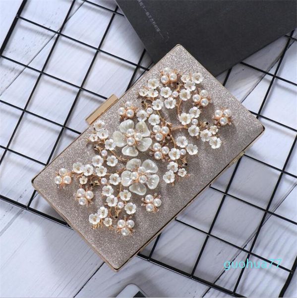 designer-evening bags 202 metal flowers with chain luxury pearl dinner cherry blossoms banquet
designer-evening bags 202 metal flowers with chain luxury pearl dinner cherry blossoms banquet