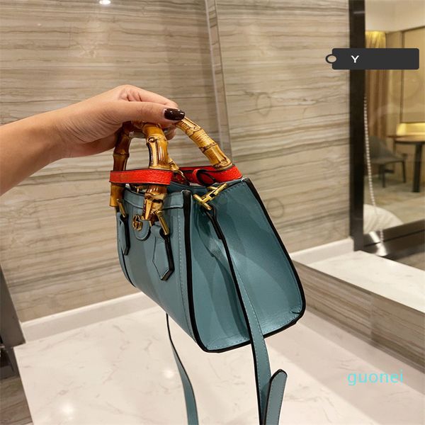 luxury designer brand all-match fashion shoulder bamboo bags handbags women totes chains phone bag wallet cross body 6652
luxury designer brand all-match fashion shoulder bamboo bags handbags women totes chains phone bag wallet cross body 6652