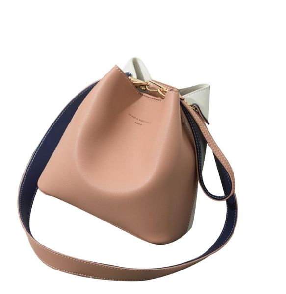 duffel bags for women pu leather fashion shoulder bag 2021 soft travel hand female trend lady plain 500230
duffel bags for women pu leather fashion shoulder bag 2021 soft travel hand female trend lady plain 500230