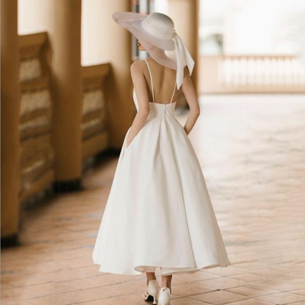 other wedding dresses robe de mariee courte bride simple dress tea length satin backless spaghetti straps vestidos festa 2021, White
other wedding dresses robe de mariee courte bride simple dress tea length satin backless spaghetti straps vestidos festa 2021, White