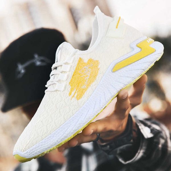 2021 new flying woven spring fashion casual running sports student men's single shoes
2021 new flying woven spring fashion casual running sports student men's single shoes