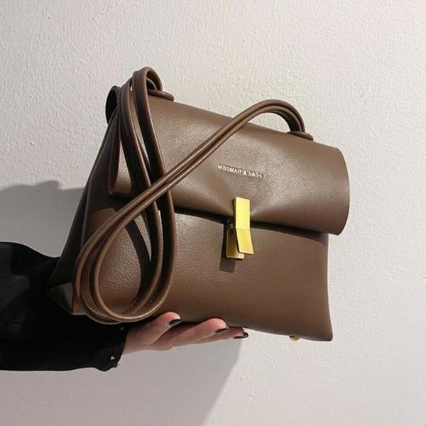 vintage square crossbody bag 2021 fashion high-quality pu leather women's digner handbag casual shoulder msenger bag
vintage square crossbody bag 2021 fashion high-quality pu leather women's digner handbag casual shoulder msenger bag