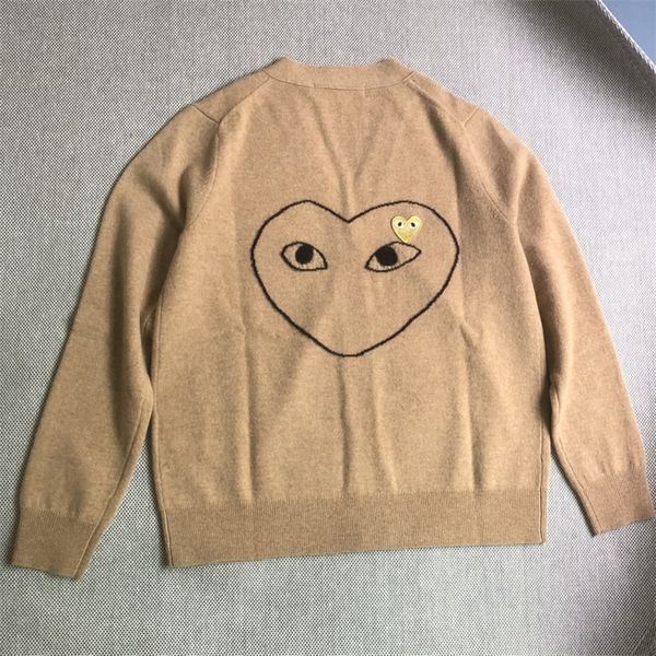 2021 chunqiu chuanjiu cardigan back big love pl * y baoling male and female couple knitted sweater coat, White
2021 chunqiu chuanjiu cardigan back big love pl * y baoling male and female couple knitted sweater coat, White