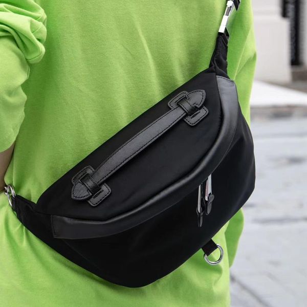 waist bags 2021 design small square leather exquisite female crossbody retro chest for woman
waist bags 2021 design small square leather exquisite female crossbody retro chest for woman