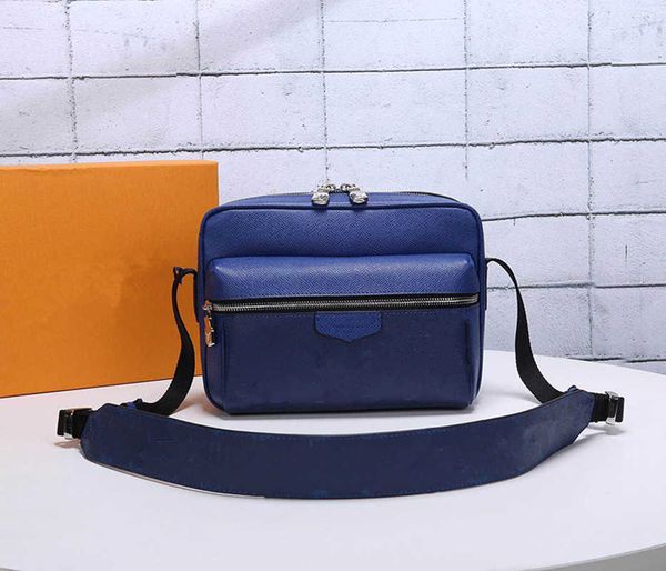 2021 the highest quality new women men messenger travel bag classic style fashion bags shoulder bags lady totes handbags with key lock
2021 the highest quality new women men messenger travel bag classic style fashion bags shoulder bags lady totes handbags with key lock