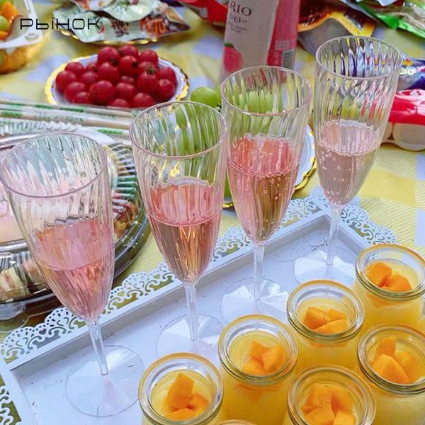 disposable dinnerware 8pcscocktail champagne goblet transparent plastic tableware wine set party supplies cup wholesale goods
disposable dinnerware 8pcscocktail champagne goblet transparent plastic tableware wine set party supplies cup wholesale goods