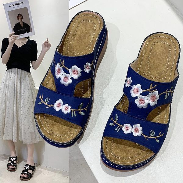 slippers summer ladies design holiday leisure handmade embroidery sandals non-slip platform beach sandals44, Black
slippers summer ladies design holiday leisure handmade embroidery sandals non-slip platform beach sandals44, Black