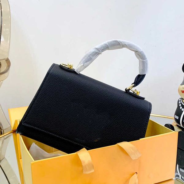 designer handbags crossbody bag backpack shoulder tote s plain cover hand fashion letter hands detachable strap golden hardware
designer handbags crossbody bag backpack shoulder tote s plain cover hand fashion letter hands detachable strap golden hardware