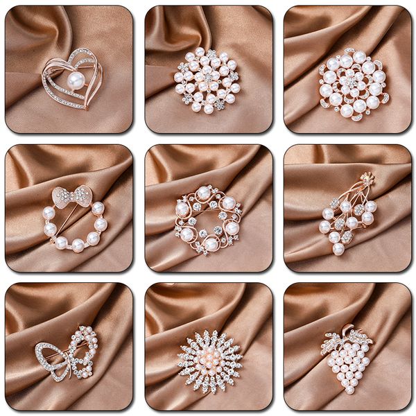 fashion simulated pearl flower brooches pin dress rhinestone decoration brooch pins for men women wedding jewelry gift, Gray
fashion simulated pearl flower brooches pin dress rhinestone decoration brooch pins for men women wedding jewelry gift, Gray