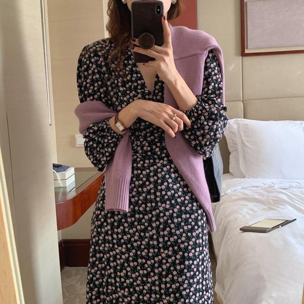 casual dresses women spring autumn vintage long chiffon floral dress sashes v neck full sleeve pullover midi a-line female, Black;gray
casual dresses women spring autumn vintage long chiffon floral dress sashes v neck full sleeve pullover midi a-line female, Black;gray