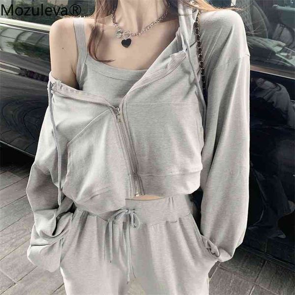 wet fall winter sets of 3-woman garments hoodie short sports pants tracksuit, White;black
wet fall winter sets of 3-woman garments hoodie short sports pants tracksuit, White;black