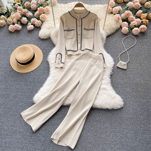 women's two piece pants conjunto de duas peças feminino, moda coreana, casual, malha, cardigan, crop + calça perna larga, agasalho 2 19, White
women's two piece pants conjunto de duas peças feminino, moda coreana, casual, malha, cardigan, crop + calça perna larga, agasalho 2 19, White
