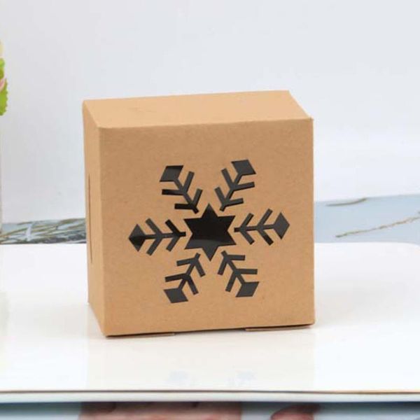 Christmas Decorations 50LF 5Pcs Kraft Paper Candy Box With Clear Window Snowflake Cake Container
Christmas Decorations 50LF 5Pcs Kraft Paper Candy Box With Clear Window Snowflake Cake Container