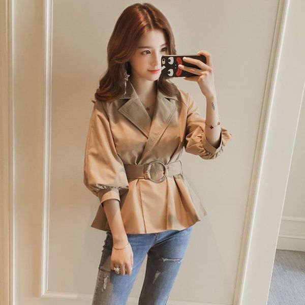 women's jackets lantern sleeve short coats women notched v neck autumn thin jacket female high waist belt pocket overcoat 2021, Black;brown
women's jackets lantern sleeve short coats women notched v neck autumn thin jacket female high waist belt pocket overcoat 2021, Black;brown