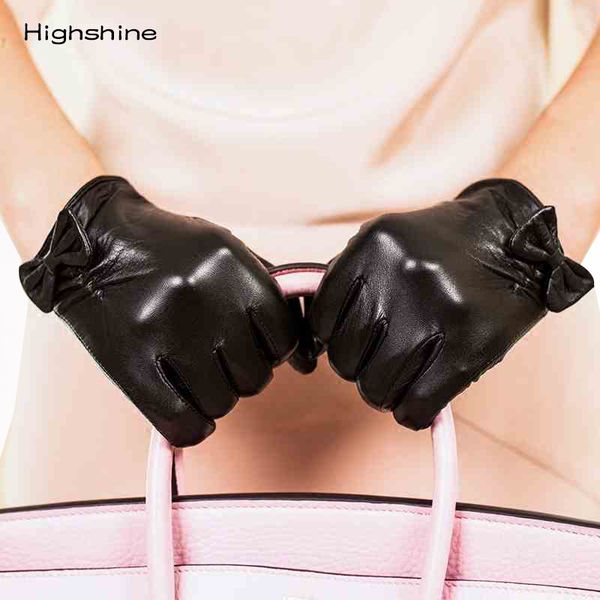 women' leather gloves sheepskin touch screen gloves autumn and winter fashion women' elegant butterfly simple, Blue;gray
women' leather gloves sheepskin touch screen gloves autumn and winter fashion women' elegant butterfly simple, Blue;gray