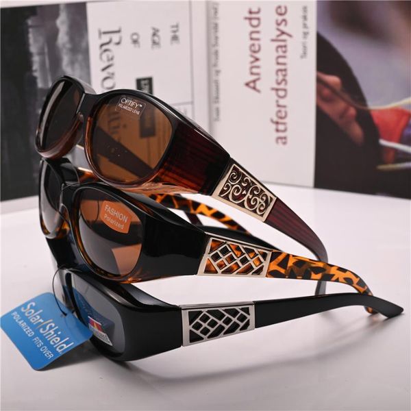 sunglasses vazrobe women clip polarized small narrow driving goggles windproof cover fit over eyeglasses frames myopia driver, White;black
sunglasses vazrobe women clip polarized small narrow driving goggles windproof cover fit over eyeglasses frames myopia driver, White;black