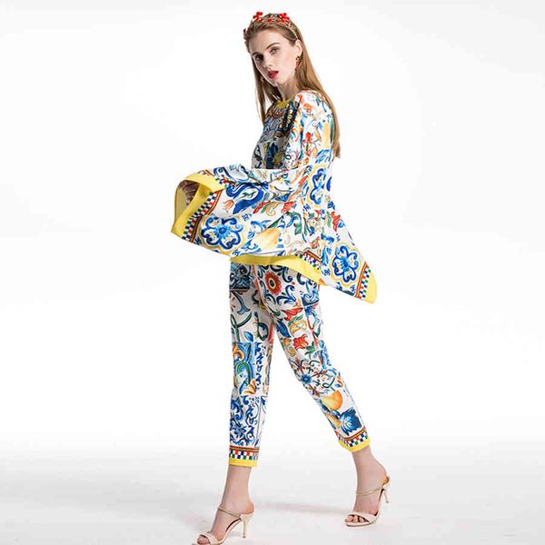 pants high street vintage defines spring print big batwing drop pullovers + growing mode beef-length pants, White
pants high street vintage defines spring print big batwing drop pullovers + growing mode beef-length pants, White