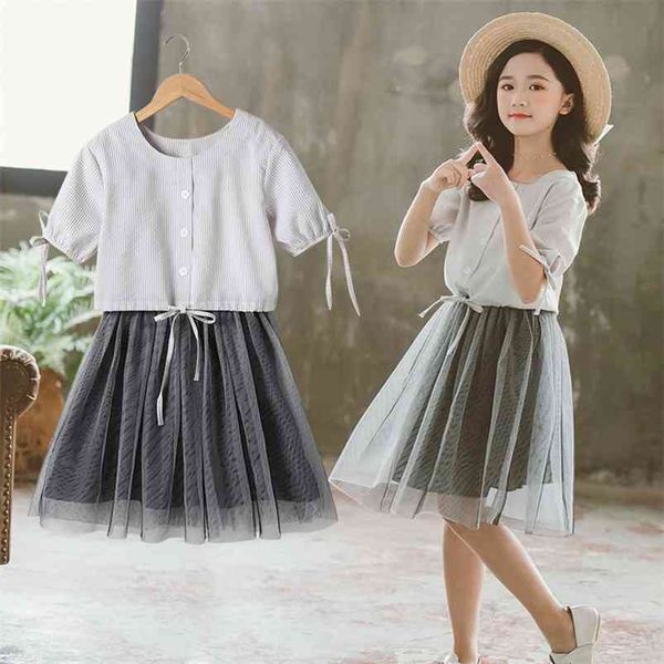 summer children sets casual short sleeve single breasted t-shirt mesh gray dresses 2pcs girlsclothes 3-12t 210629, White
summer children sets casual short sleeve single breasted t-shirt mesh gray dresses 2pcs girlsclothes 3-12t 210629, White