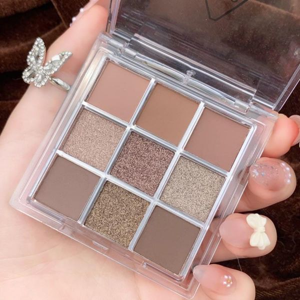 eye shadow 9-color matte glitter eyeshadow palette long-lasting sweat proof pigment diamond shimmer shiny makeup cosmetic
eye shadow 9-color matte glitter eyeshadow palette long-lasting sweat proof pigment diamond shimmer shiny makeup cosmetic