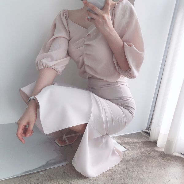 two piece dress new summer women set korean chic temperament v-neck folds back puff sleeve shirt + split empire hip mermaid skirts, White
two piece dress new summer women set korean chic temperament v-neck folds back puff sleeve shirt + split empire hip mermaid skirts, White