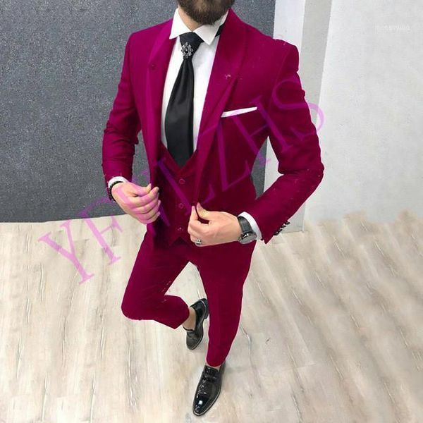 men's suits & blazers handsome groomsmen shawl lapel groom tuxedos mens wedding dress man jacket blazer prom dinner (jacket+pants+tie+v, White;black
men's suits & blazers handsome groomsmen shawl lapel groom tuxedos mens wedding dress man jacket blazer prom dinner (jacket+pants+tie+v, White;black