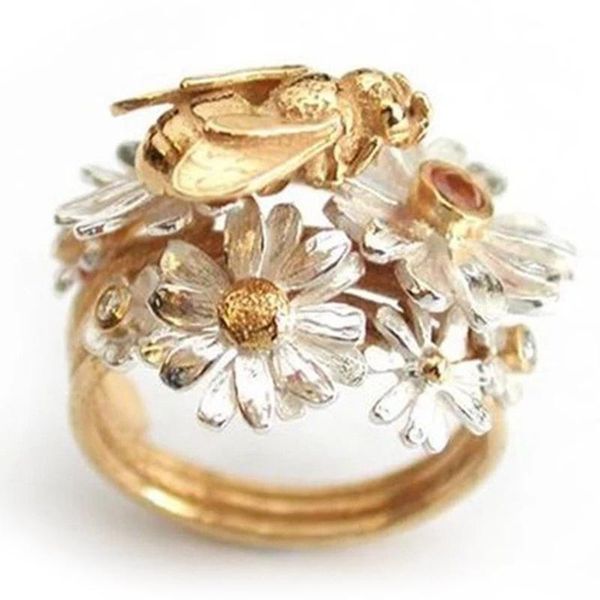 cluster rings fashion cubic zirconia bee flower ring engagement wedding for women girls crystals gift, Golden;silver
cluster rings fashion cubic zirconia bee flower ring engagement wedding for women girls crystals gift, Golden;silver