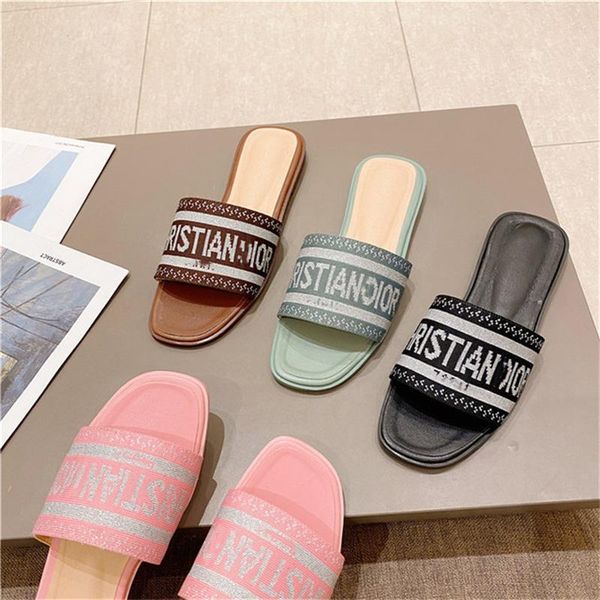 slippers women's shoes 2021 summer fashion embroidery letter casual beach word for outer wear, Black
slippers women's shoes 2021 summer fashion embroidery letter casual beach word for outer wear, Black