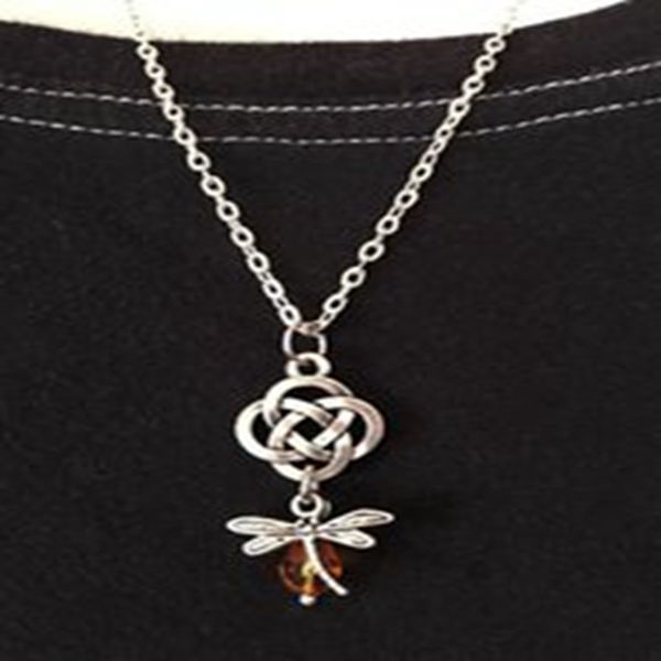 luxury designer crystal bead knot dragonfly necklace pendant vintage silver statement choker necklace women fashion jewelry bijoux
luxury designer crystal bead knot dragonfly necklace pendant vintage silver statement choker necklace women fashion jewelry bijoux