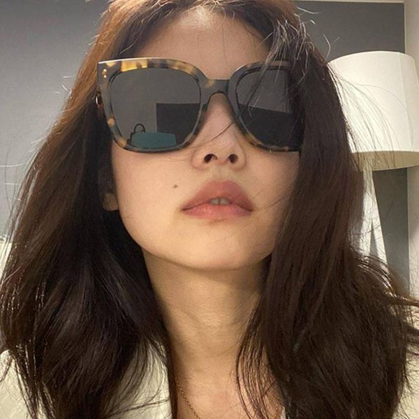 sunglasses 2021 retro oversized men women trendy black sunglass vintage square sun glasses driver goggles uv400 eyeglasses lady, White;black
sunglasses 2021 retro oversized men women trendy black sunglass vintage square sun glasses driver goggles uv400 eyeglasses lady, White;black