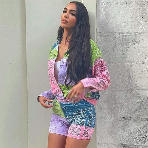 women's shorts ladies' casual 2 piece set girls' vintage print blouse lapel button color block patchwork long sleeve blouse+, White;black
women's shorts ladies' casual 2 piece set girls' vintage print blouse lapel button color block patchwork long sleeve blouse+, White;black