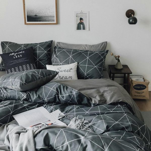scandinavian style four-piece set simple cotton set, 1.5 sheets of bed linen, single three-piece bedding sets
scandinavian style four-piece set simple cotton set, 1.5 sheets of bed linen, single three-piece bedding sets