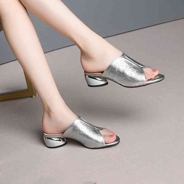slippers woman summe shoes home out wearing women slides soft leather for female v shape open toe big size gold silver m1tm, Black
slippers woman summe shoes home out wearing women slides soft leather for female v shape open toe big size gold silver m1tm, Black